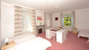 Girls' room